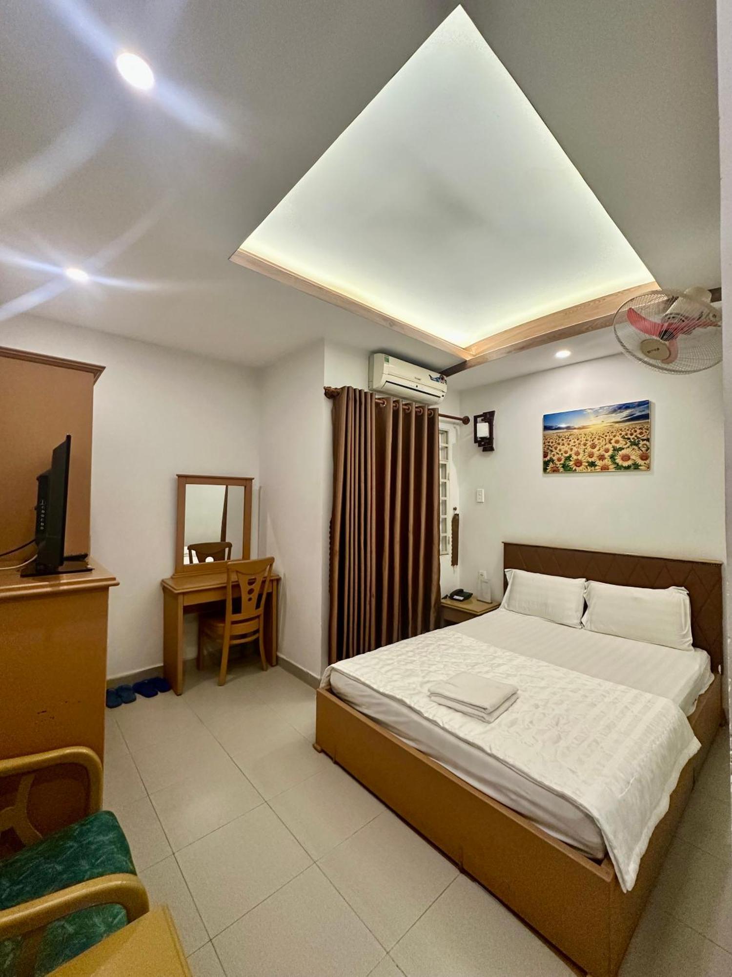 Hotel Ngoc Hoa Mai Ho Či Minovo Město Exteriér fotografie